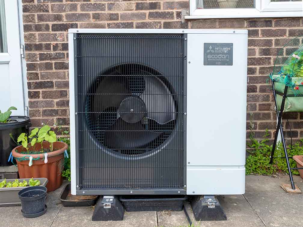 Mitsubishi Ecodan air source heat pump