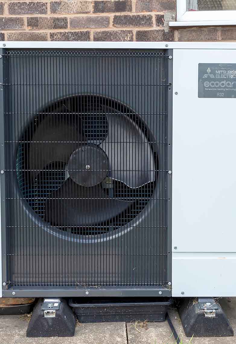 Mitsubishi Ecodan air source heat pump Mitsubishi Ecodan air source heat pump