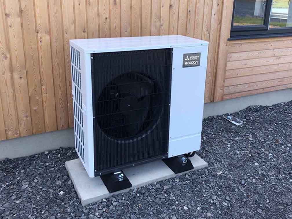 Mitsubishi Ecodan air source heat pump